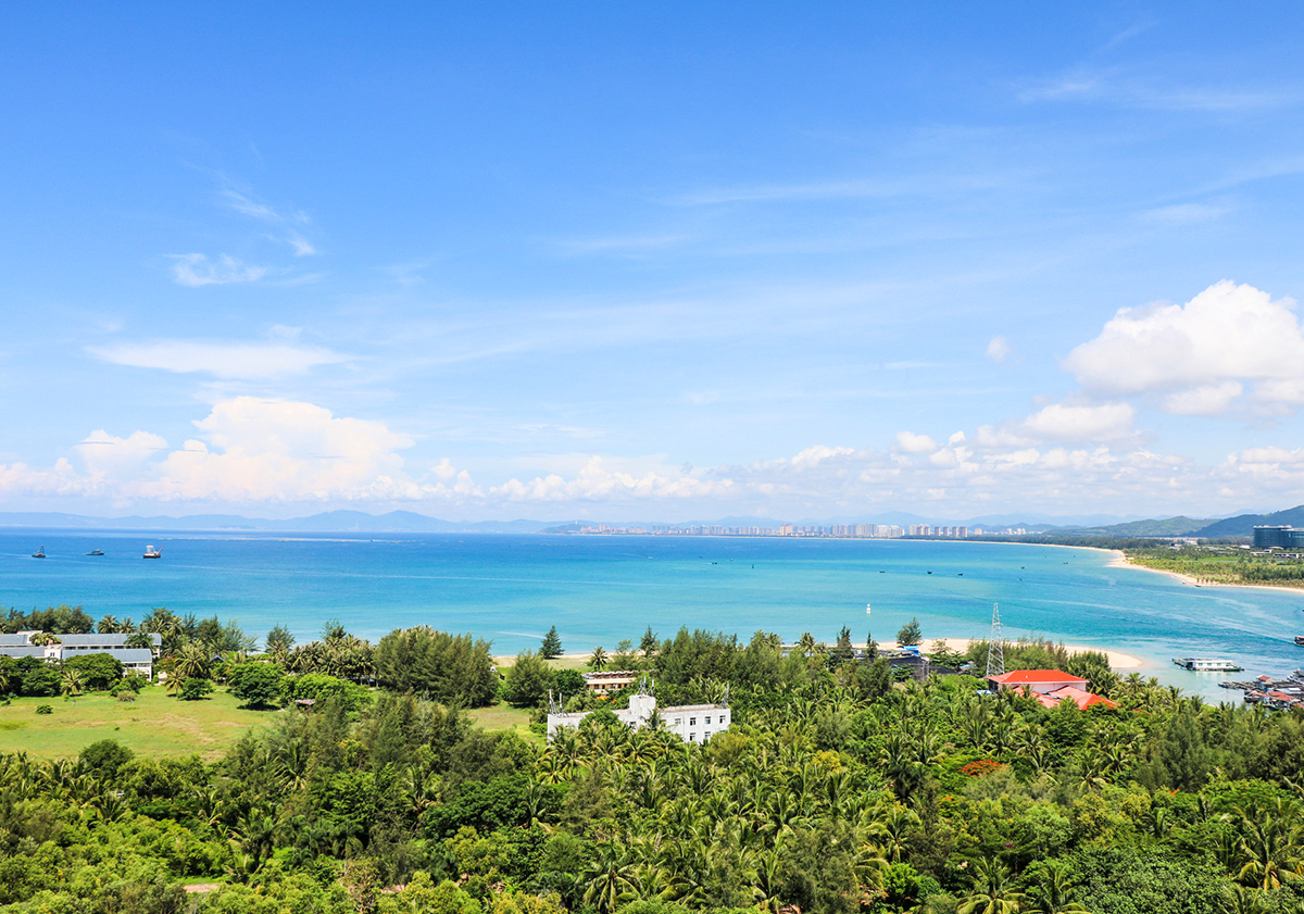 海南风情，舟行海上，踏歌岸边